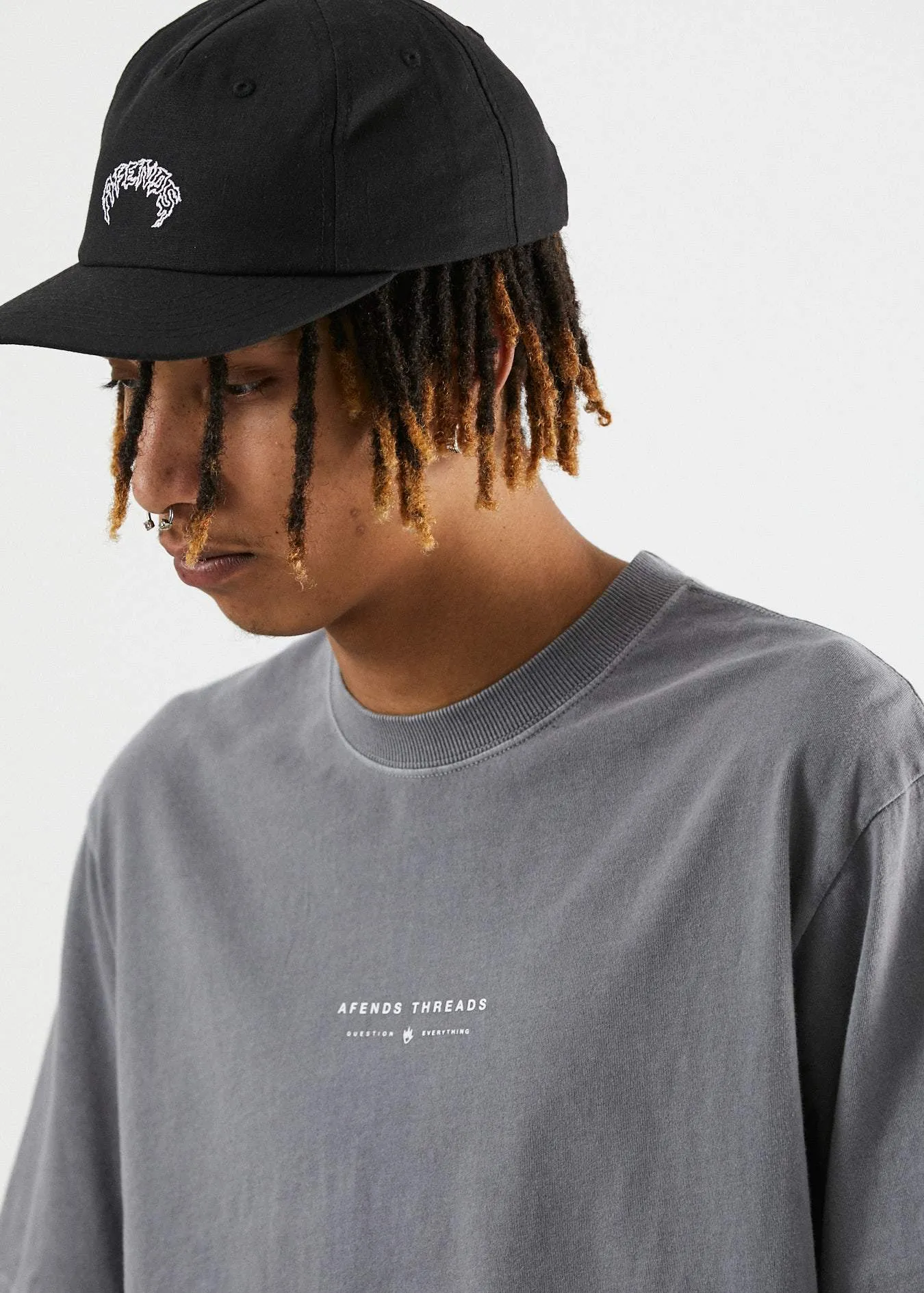 Afends Mens Kicked Out - Retro Fit Tee - Gunmetal