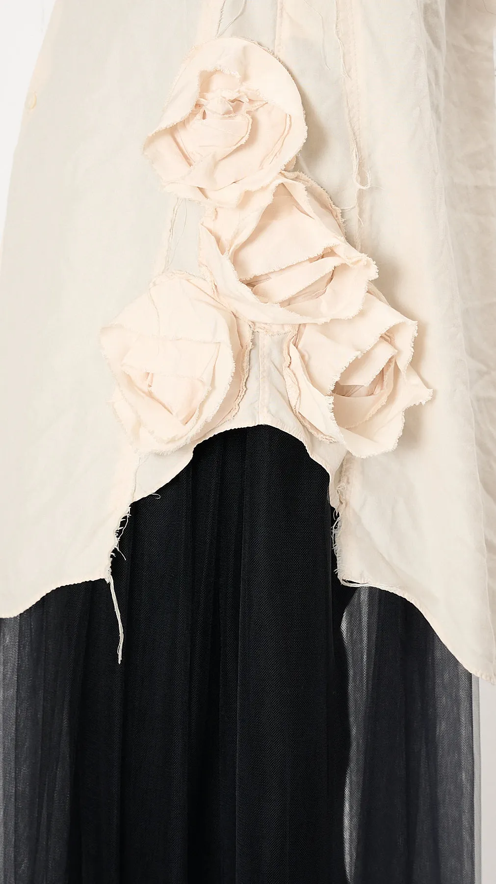 Floral-Appliqué Shirt in Cream