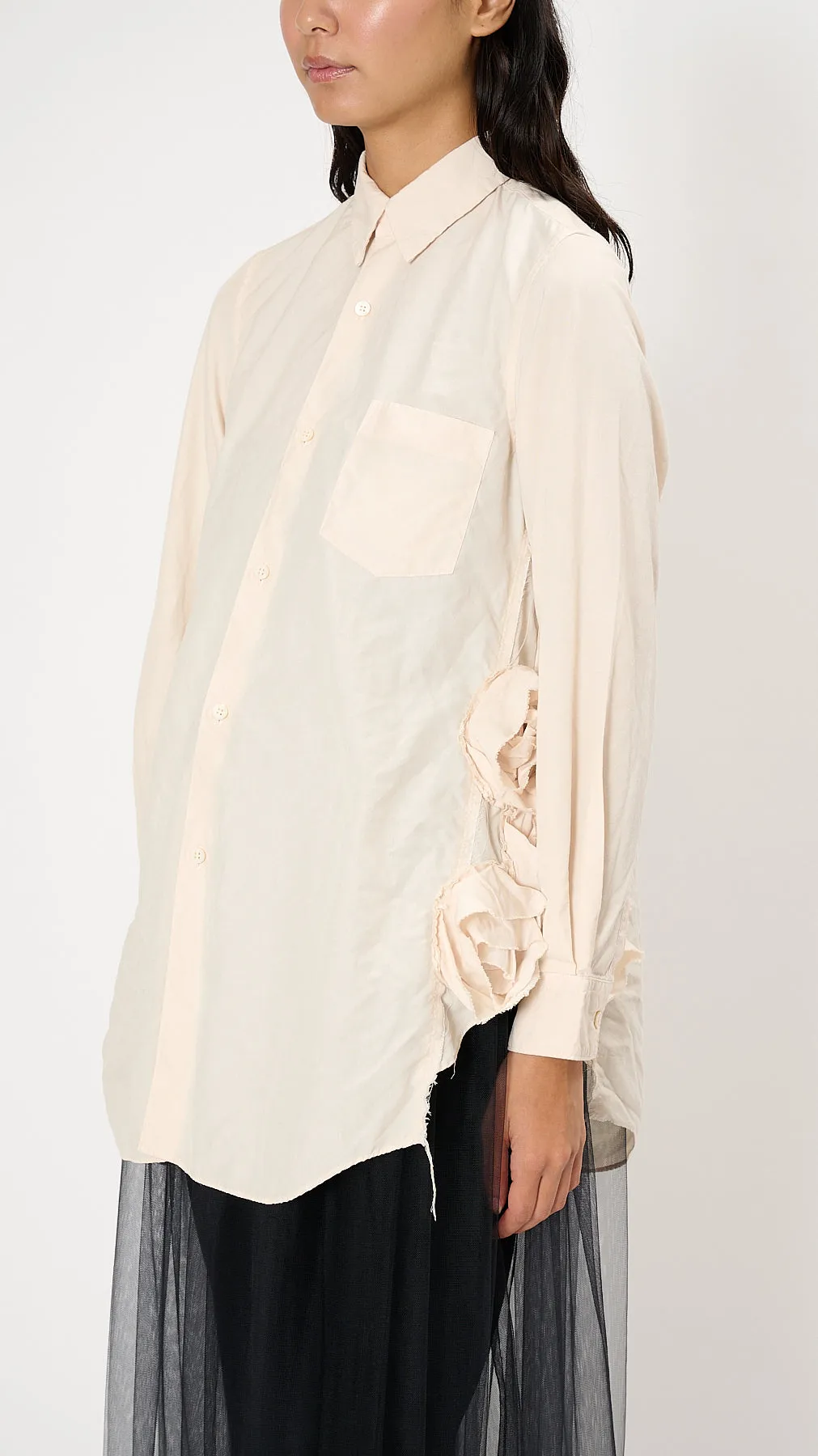 Floral-Appliqué Shirt in Cream