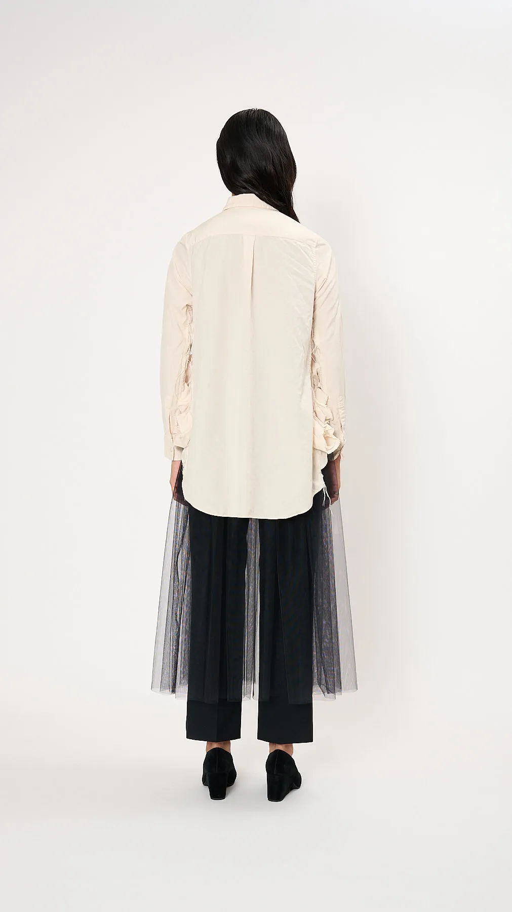 Floral-Appliqué Shirt in Cream
