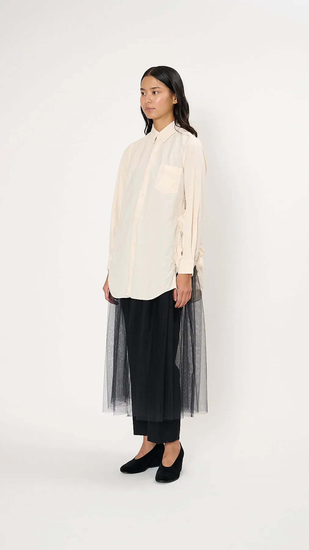 Floral-Appliqué Shirt in Cream