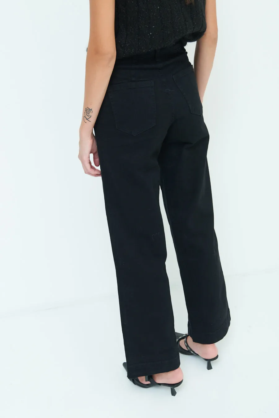 High-waisted wide-leg pants wholesale