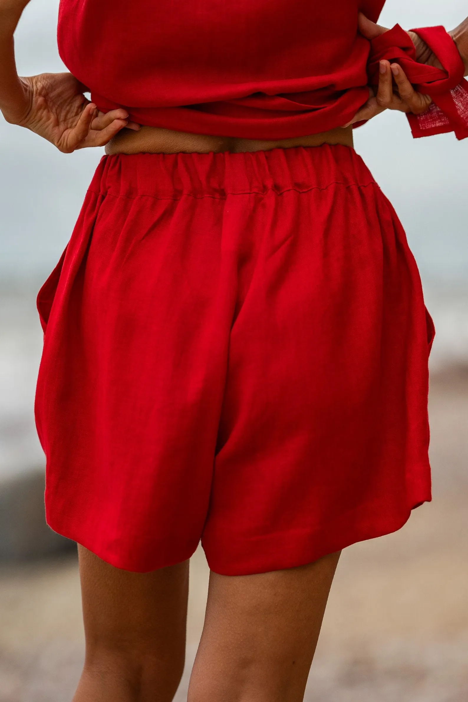 Loose Linen Shorts ASHLEY In Red