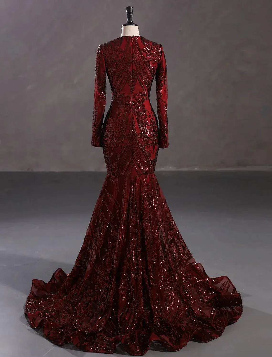 Mermaid / Trumpet Evening Gown Sparkle & Shine Dress Carnival Formal Court Train Long Sleeve V Neck African American Lace with Sequin