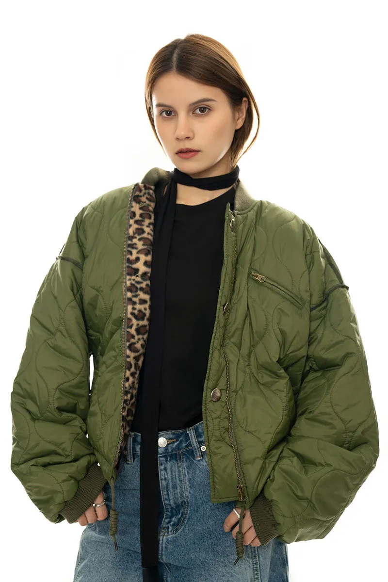 Oversized Quilted Zip-Up Bomber Jacket in Green