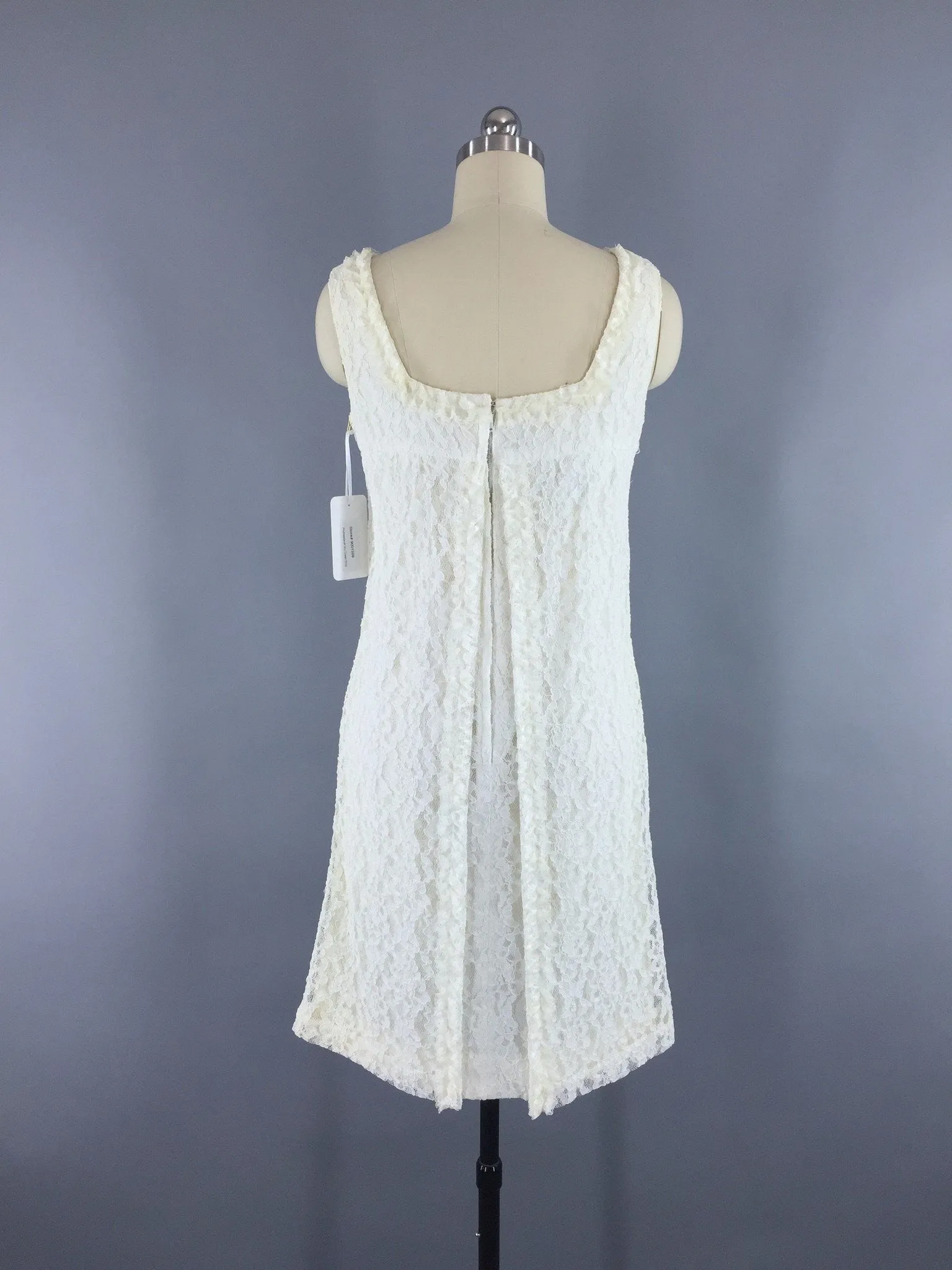 Vintage 1960s Ivory Lace Shift Dress