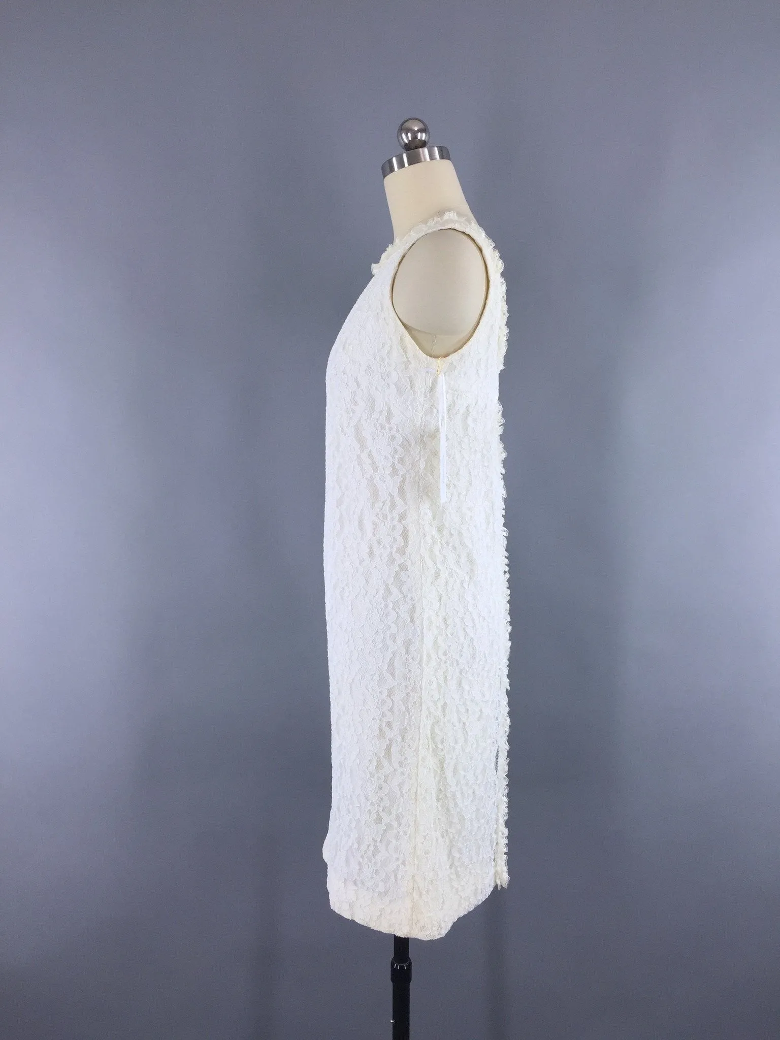 Vintage 1960s Ivory Lace Shift Dress